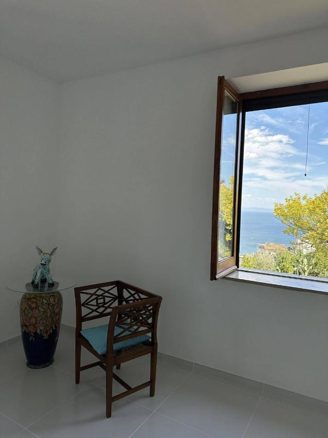 Il Melograno In Costa D'Amalfi - Romantic Experience Vietri sul Mare Room photo
