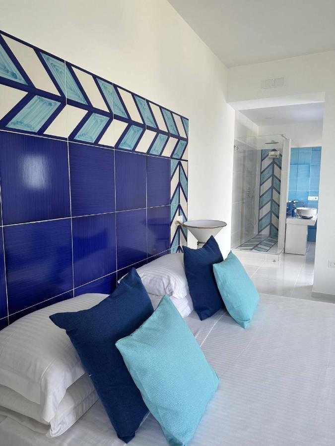 Il Melograno In Costa D'Amalfi - Romantic Experience Vietri sul Mare Room photo