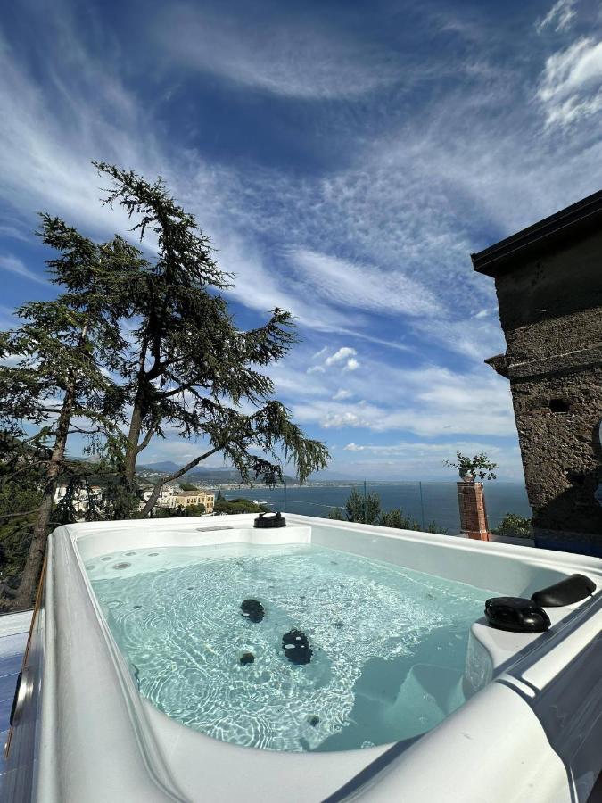 Il Melograno In Costa D'Amalfi - Romantic Experience Vietri sul Mare Room photo