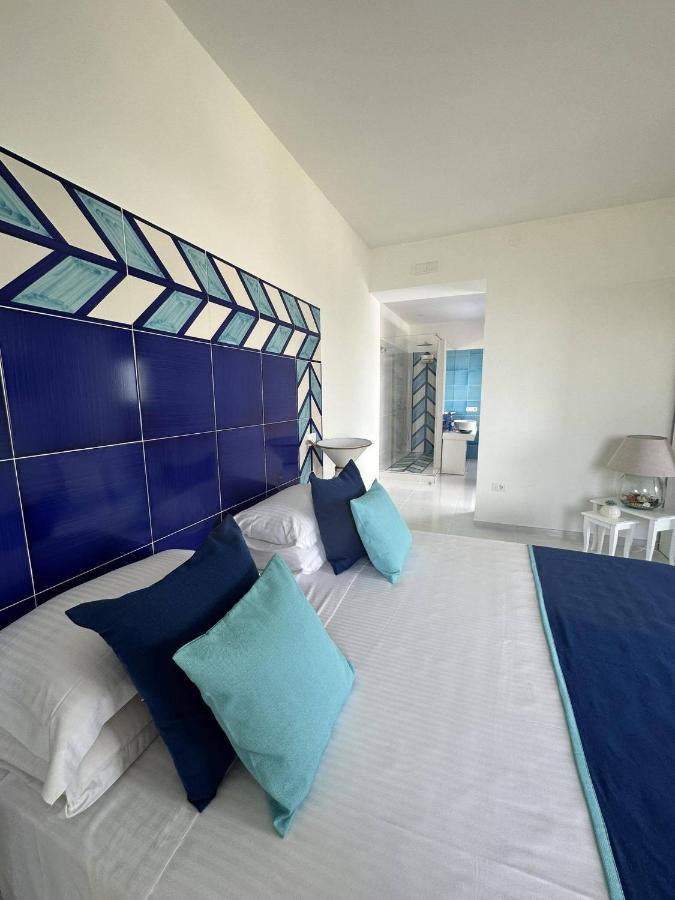 Il Melograno In Costa D'Amalfi - Romantic Experience Vietri sul Mare Room photo