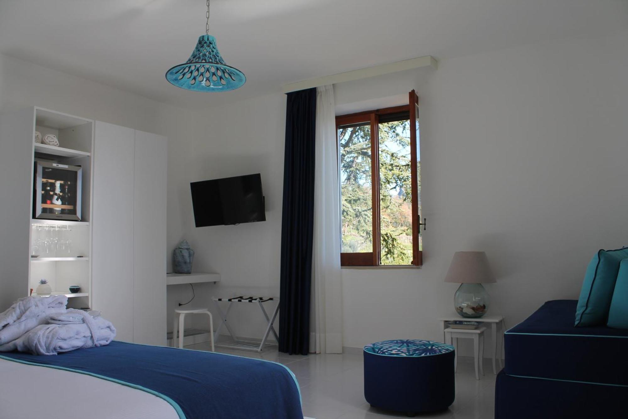 Il Melograno In Costa D'Amalfi - Romantic Experience Vietri sul Mare Exterior photo